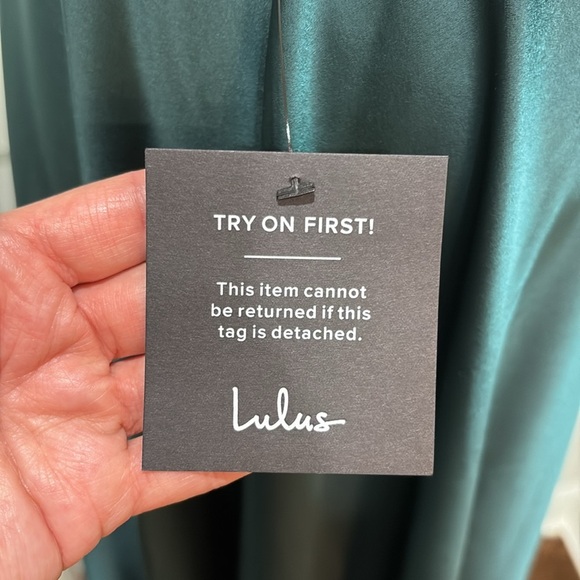 Lulus sz S emerald green long formal/prom/wedding satiny ruffled dress NWT - Picture 9 of 12